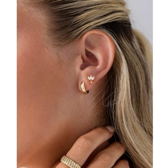 14K Gold Plated Sentimental Dangle Flat Back Earrings In White Gold - Picture 4 of 5